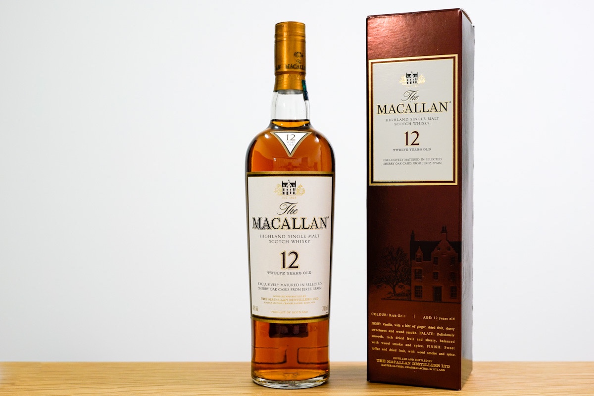 熟成期間12年マッカラン 12年 シェリーオーク 700ml MACALLAN 旧ボトル